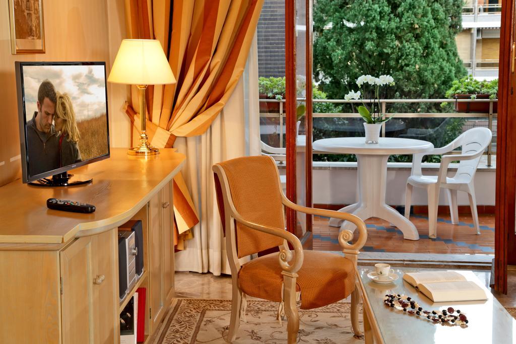 Aurelia Residence San Pietro Aparthotel Roma Exterior foto
